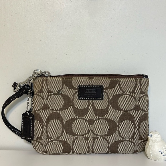 COACH Wristlet - Picture 1 of 9